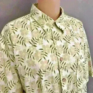 Vintage Oversized floral pastel green short sleeves button down shirt blouse